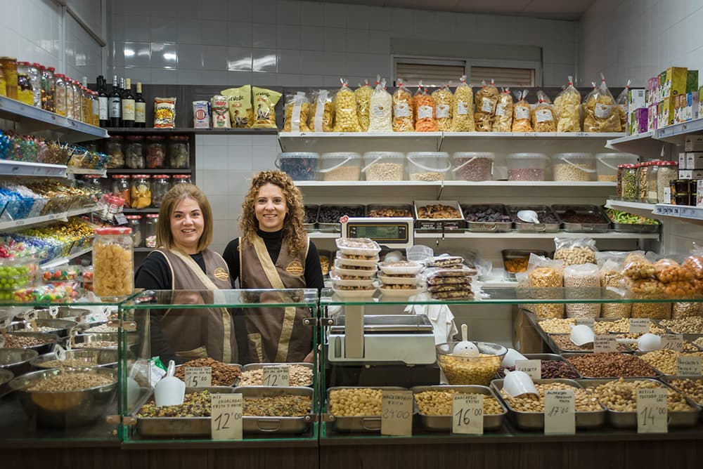 Tienda Hermanos Bernabeu 01